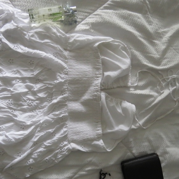 American Eagle Halter Top - Size Medium - Picture 2 of 3